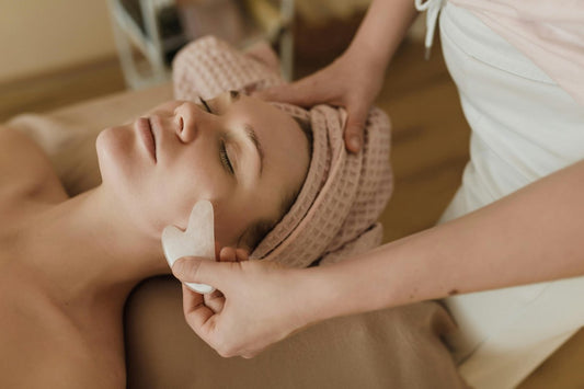 Comment utiliser une brosse lymphatique visage — drainage facial GlowSculpt Nalyea